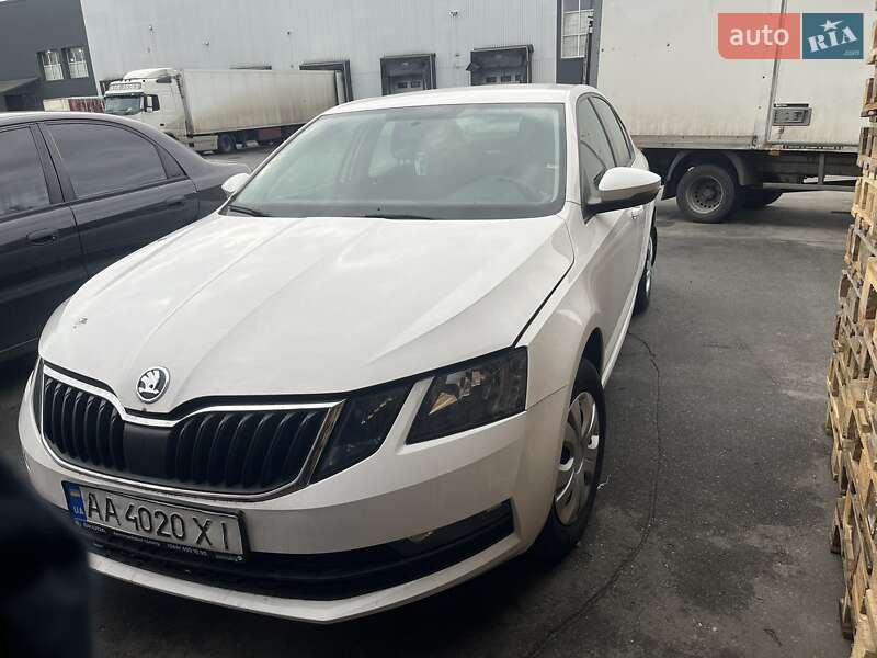 Лифтбек Skoda Octavia 2018 в Киеве