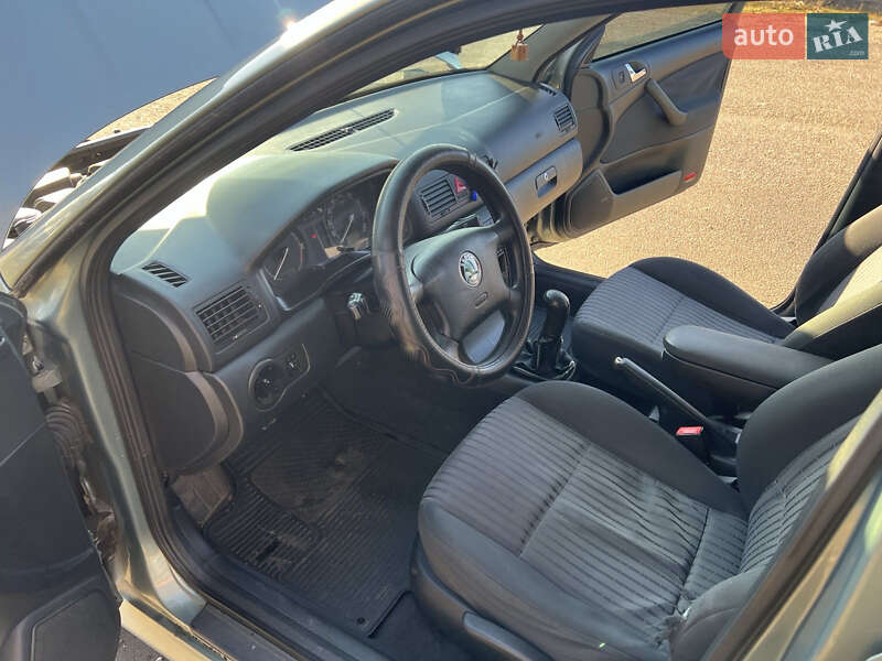 Лифтбек Skoda Octavia 2002 в Сахновщине фото 12 Лифтбек Skoda Octavia 2002 в Сахновщине