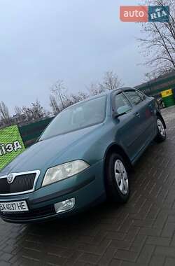 Лифтбек Skoda Octavia 2004 в Кропивницком