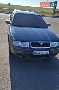 Универсал Skoda Octavia 2004 в Корсуне-Шевченковском