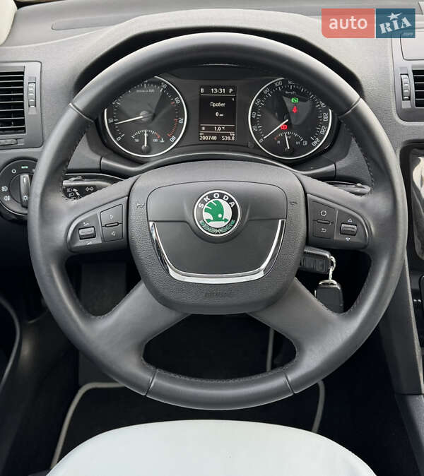 Лифтбек Skoda Octavia 2010 в Киеве