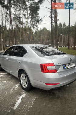 Лифтбек Skoda Octavia 2013 в 