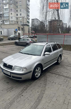 Універсал Skoda Octavia 2003 в Хмельницькому