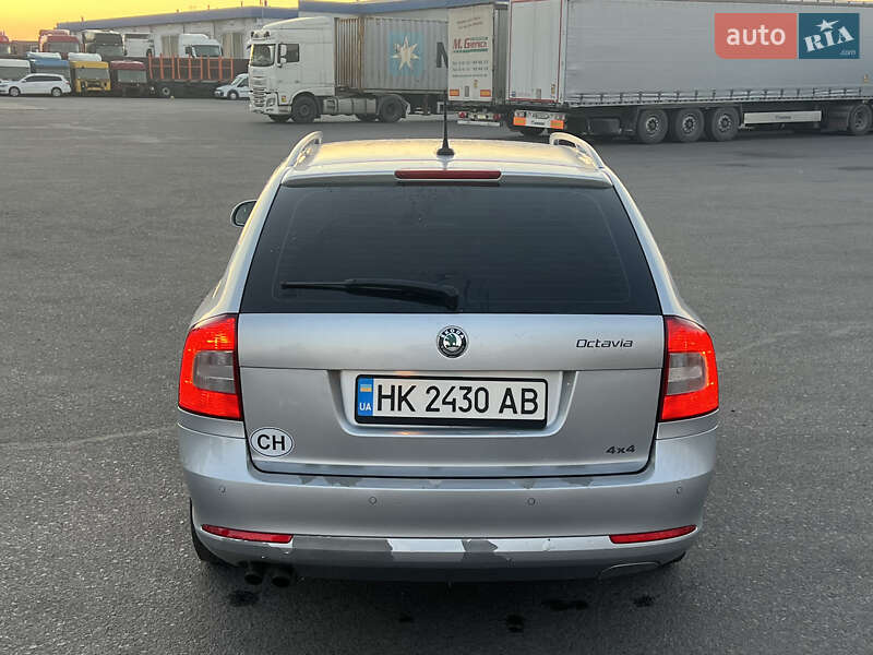 Универсал Skoda Octavia 2012 в Сарнах
