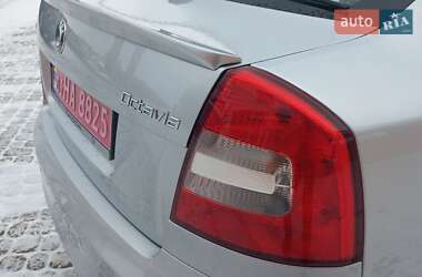 Лифтбек Skoda Octavia 2009 в Виннице