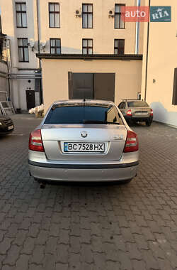 Лифтбек Skoda Octavia 2008 в 