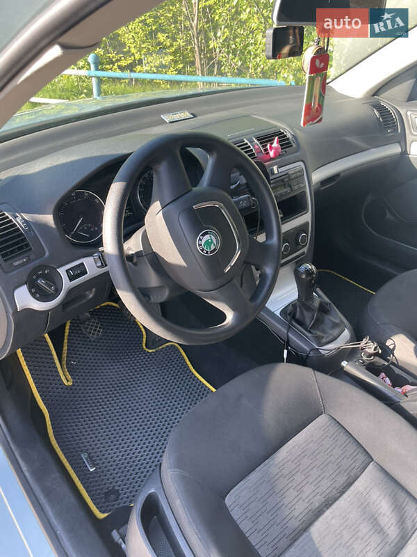 Ліфтбек Skoda Octavia 2009 в Полтаві