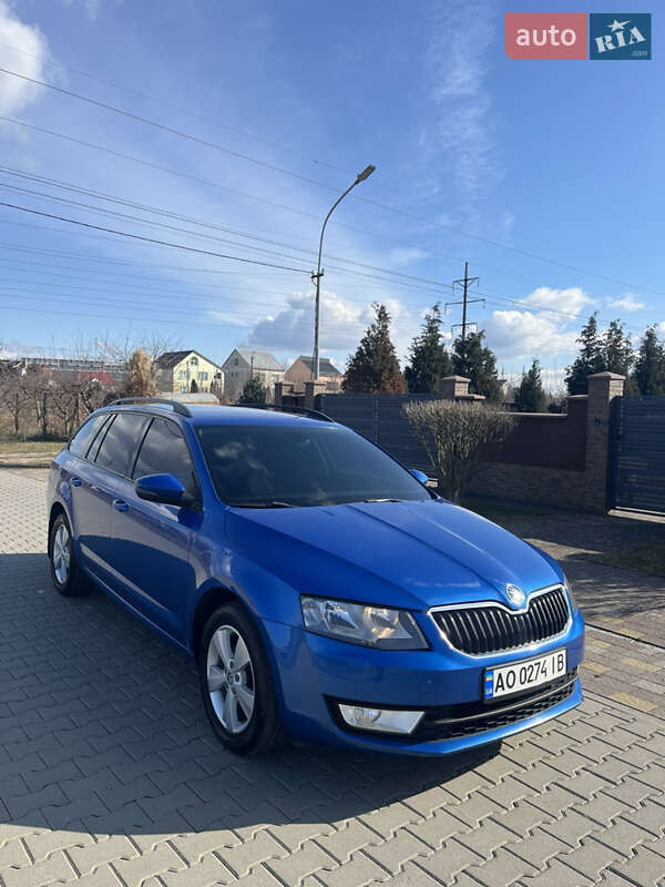 Универсал Skoda Octavia 2014 в Ужгороде