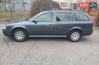 Универсал Skoda Octavia 2009 в Чернигове