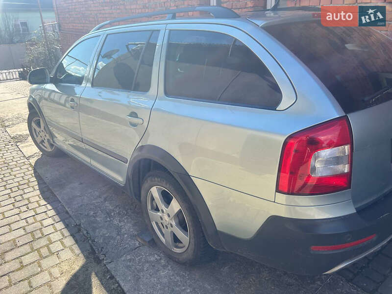 Универсал Skoda Octavia 2010 в Хусте