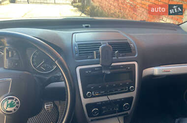 Универсал Skoda Octavia 2010 в 
