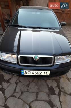 Лифтбек Skoda Octavia 2003 в Иршаве