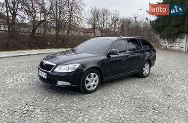 Универсал Skoda Octavia 2009 в Сваляве