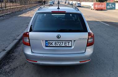 Универсал Skoda Octavia 2011 в Сарнах