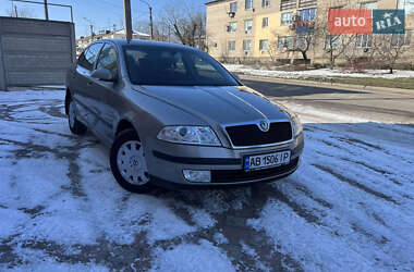 Лифтбек Skoda Octavia 2007 в Апостолово