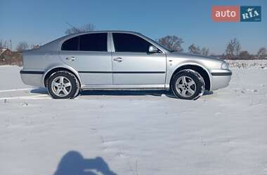 Лифтбек Skoda Octavia 2005 в 