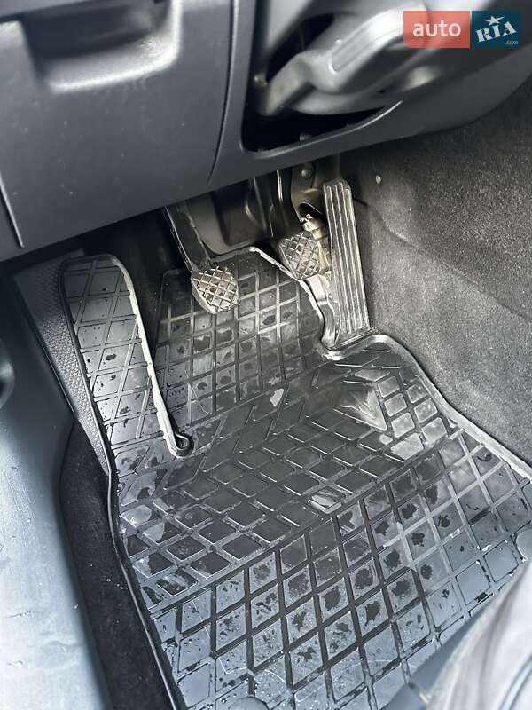 Універсал Skoda Octavia 2012 в Ужгороді