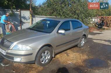 Лифтбек Skoda Octavia 2005 в 