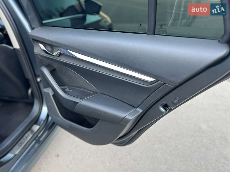 Универсал Skoda Octavia 2020 в Киеве