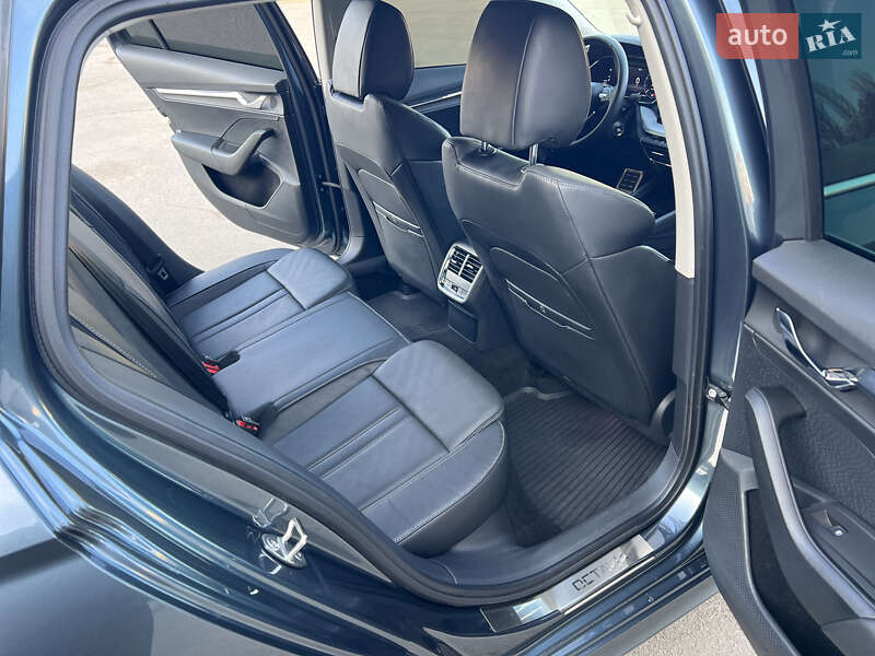 Универсал Skoda Octavia 2020 в Киеве