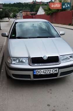 Лифтбек Skoda Octavia 2003 в Чорткове