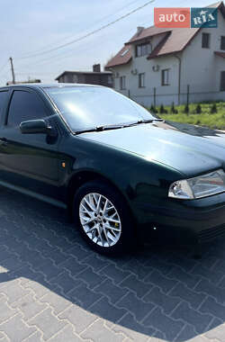 Ліфтбек Skoda Octavia 2003 в Львові