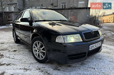 Лифтбек Skoda Octavia 2006 в Житомире