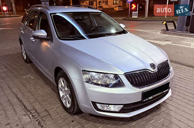 Універсал Skoda Octavia 2014 в Одесі