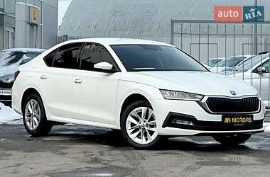 Лифтбек Skoda Octavia 2020 в Киеве