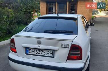 Лифтбек Skoda Octavia 2008 в 
