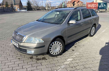 Универсал Skoda Octavia 2007 в Городке