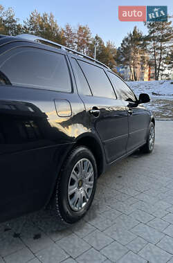 Универсал Skoda Octavia 2011 в 
