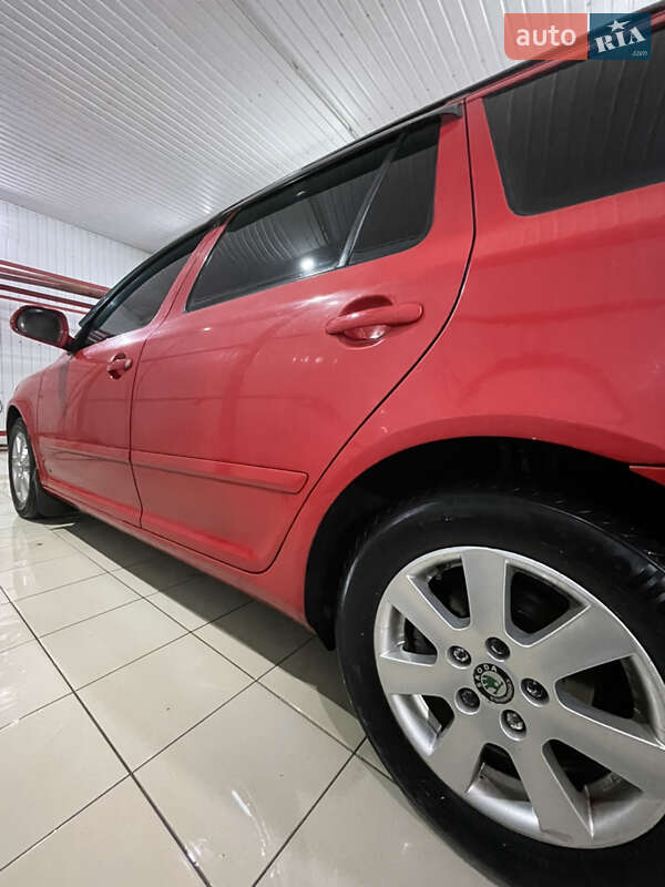 Универсал Skoda Octavia 2009 в Овруче