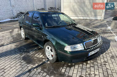 Лифтбек Skoda Octavia 2002 в Виннице