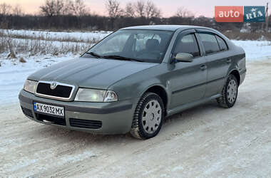 Лифтбек Skoda Octavia 2002 в Валках