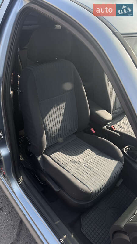 Ліфтбек Skoda Octavia 2005 в Дніпрі