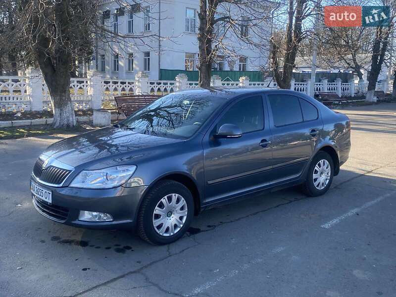 Лифтбек Skoda Octavia 2012 в Новоархангельске