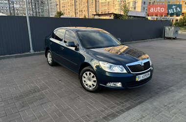 Лифтбек Skoda Octavia 2012 в Днепре