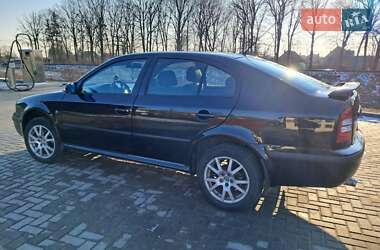 Лифтбек Skoda Octavia 2008 в 