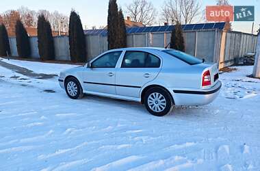 Ліфтбек Skoda Octavia 2004 в Рокитному