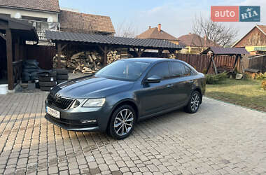 Ліфтбек Skoda Octavia 2018 в 