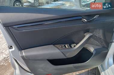 Ліфтбек Skoda Octavia 2020 в 