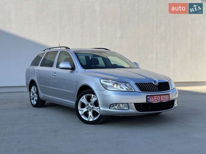 Универсал Skoda Octavia 2012 в 