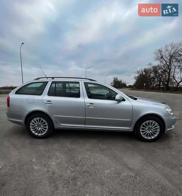 Універсал Skoda Octavia 2011 в Львові