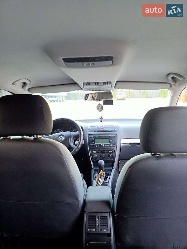 Ліфтбек Skoda Octavia 2005 в Одесі