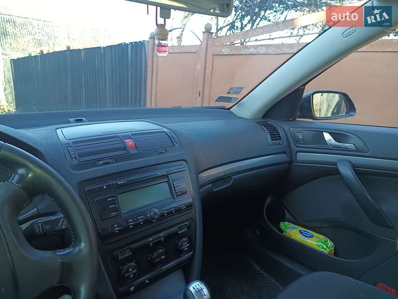Універсал Skoda Octavia 2008 в Рівному