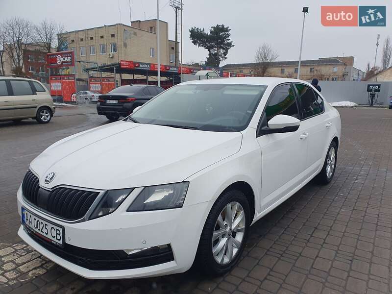 Лифтбек Skoda Octavia 2017 в Киеве фото 7 Лифтбек Skoda Octavia 2017 в Киеве