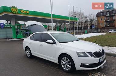 Лифтбек Skoda Octavia 2017 в Киеве