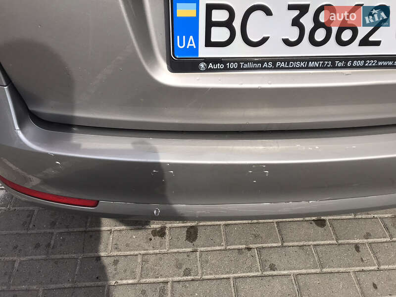 Универсал Skoda Octavia 2011 в Львове