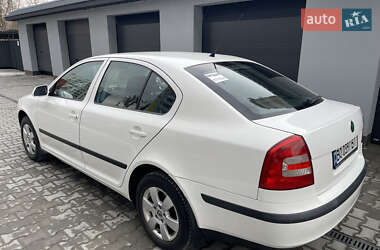Лифтбек Skoda Octavia 2008 в 